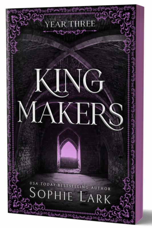 Kingmakers: Year Three (Deluxe Edition) - (Paperback)